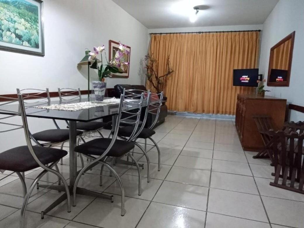 Apartamento Familia A 10 Mim Da Praia Do Forte Em Cabo Frio Esterno foto