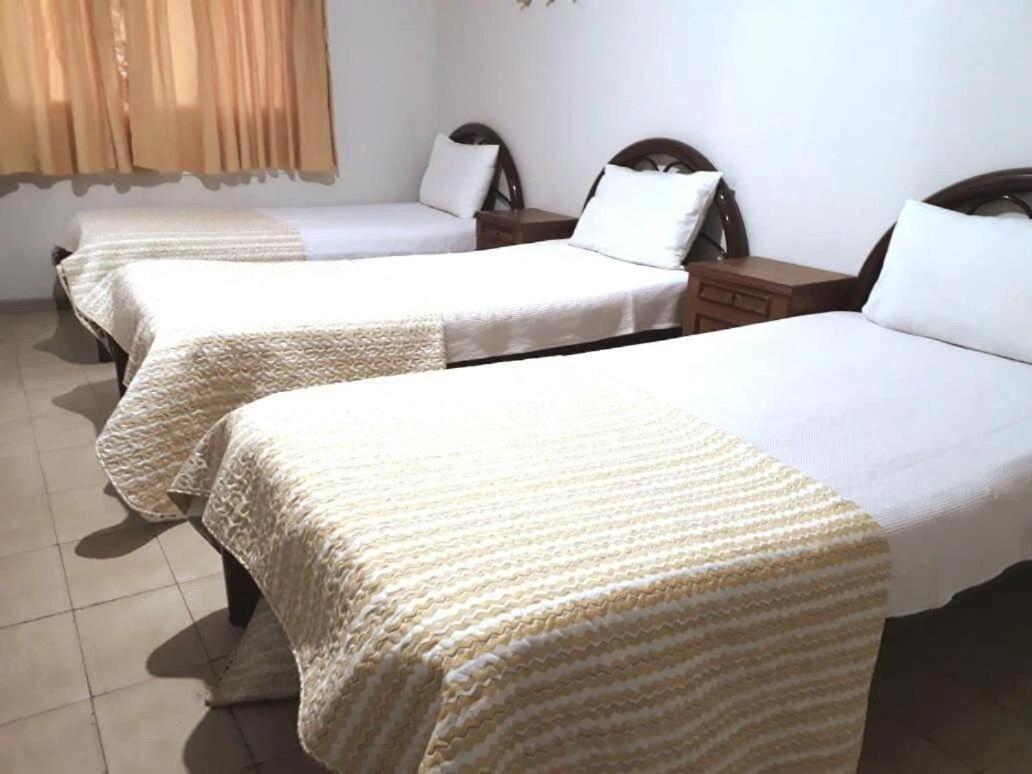 Apartamento Familia A 10 Mim Da Praia Do Forte Em Cabo Frio Esterno foto