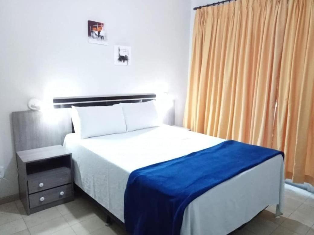 Apartamento Familia A 10 Mim Da Praia Do Forte Em Cabo Frio Esterno foto